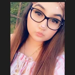 Meet your Posher, Dora